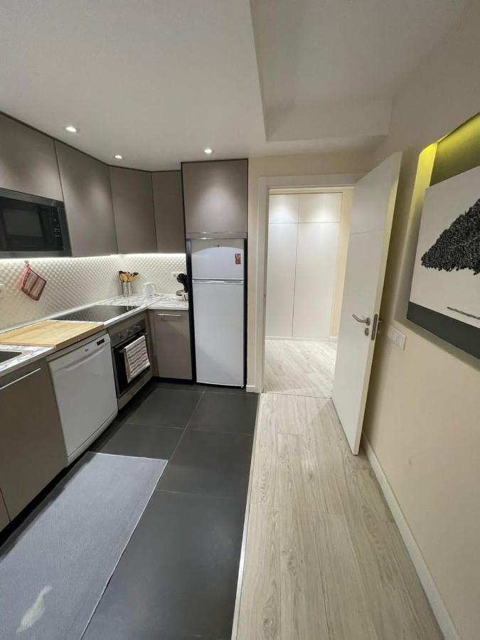 Apartamento Acolhedor Na Amadora Apartment Ngoại thất bức ảnh