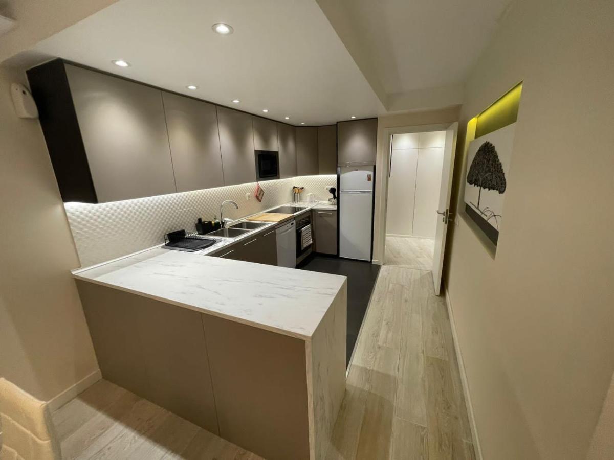 Apartamento Acolhedor Na Amadora Apartment Ngoại thất bức ảnh
